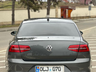 Volkswagen Passat foto 5