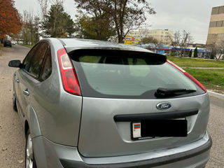 Ford Focus foto 4