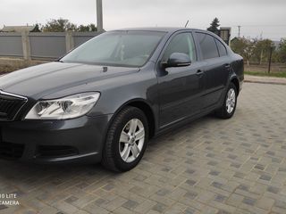 Skoda Octavia foto 1