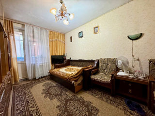 Apartament cu 3 camere, 57 m², Râșcani, Chișinău foto 2