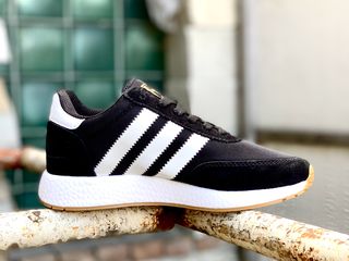 Adidas Iniki foto 2