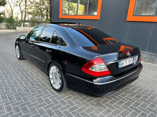 Mercedes E-Class foto 2