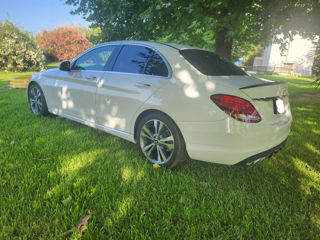 Mercedes C-Class foto 4