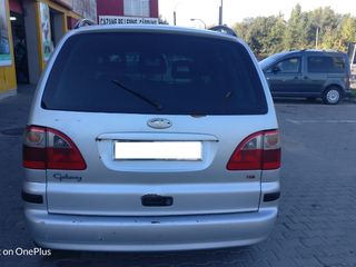 Ford Galaxy foto 2