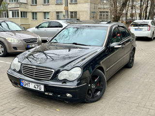 Mercedes C-Class