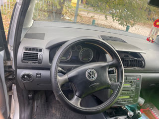 Volkswagen Sharan foto 5