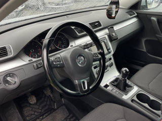 Volkswagen Passat foto 10