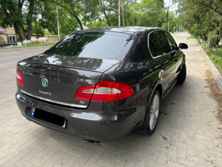 Skoda Superb foto 5