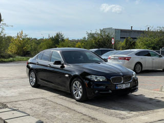 BMW 5 Series foto 1