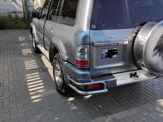 Nissan Patrol foto 4