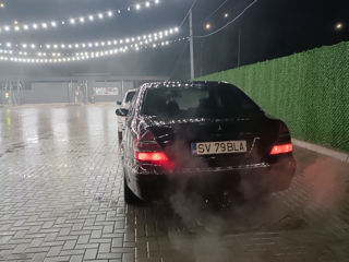 Mercedes E-Class foto 4