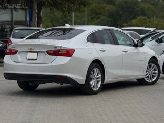 Chevrolet Malibu фото 2