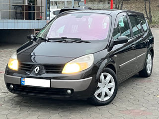 Renault Grand Scenic foto 3