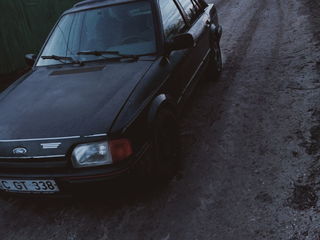 Ford Escort foto 9