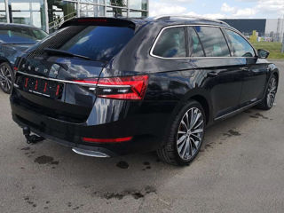 Skoda Superb foto 3