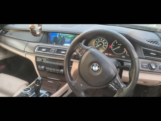 BMW 7 Series foto 4