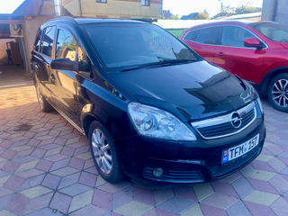 Opel Zafira foto 5