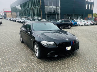 BMW 5 Series foto 2