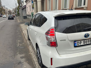 Toyota Prius + foto 4