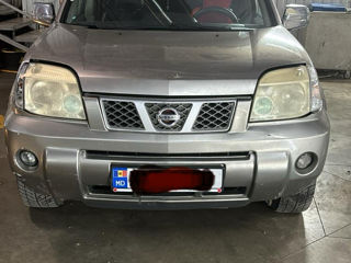 Nissan X-Trail foto 3