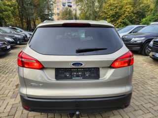 Ford Focus foto 13