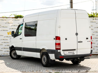 Mercedes Sprinter 7 locuri foto 2