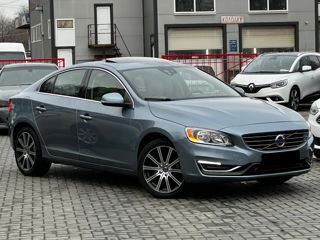 Volvo S60 foto 4