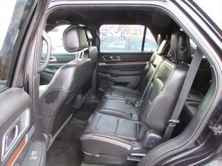 Ford Explorer foto 9