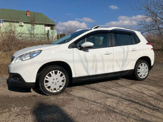 Peugeot 2008 foto 9