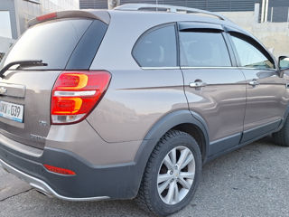 Chevrolet Captiva foto 2