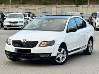 Skoda Octavia foto 1