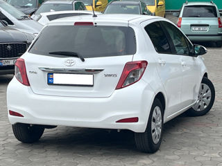 Toyota Yaris foto 4