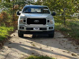 Ford F-150 foto 9