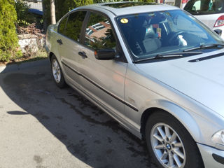 BMW 3 Series foto 4