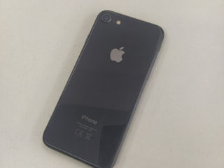 iPhone 8 64GB