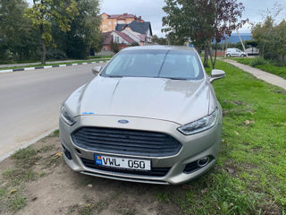 Ford Fusion foto 5