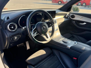 Mercedes GLC foto 4