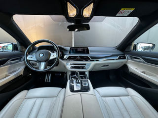 BMW 7 Series foto 9