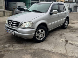 Mercedes M-Class