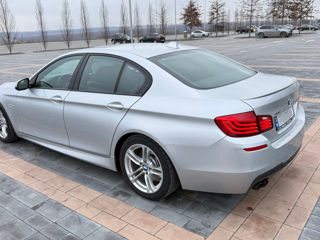 BMW 5 Series foto 3