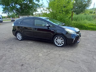 Toyota Prius +, 2012 г.