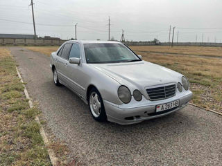 Mercedes E-Class