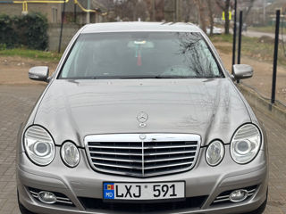 Mercedes E-Class foto 3