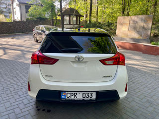 Toyota Auris foto 3