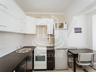 Apartament cu 1 cameră, 35 m², Centru, Chișinău foto 2