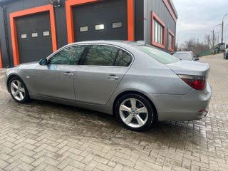 BMW 5 Series foto 6