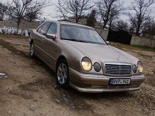 Mercedes E-Class