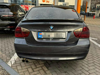 BMW 3 Series foto 3