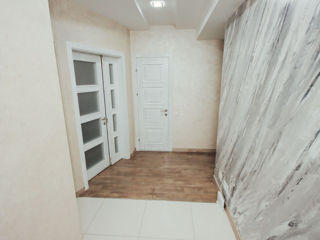 Apartament cu 2 camere, 65 m², Buiucani, Chișinău foto 8