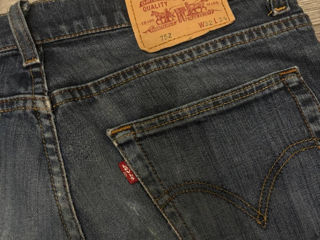 Джинсы Levis foto 3